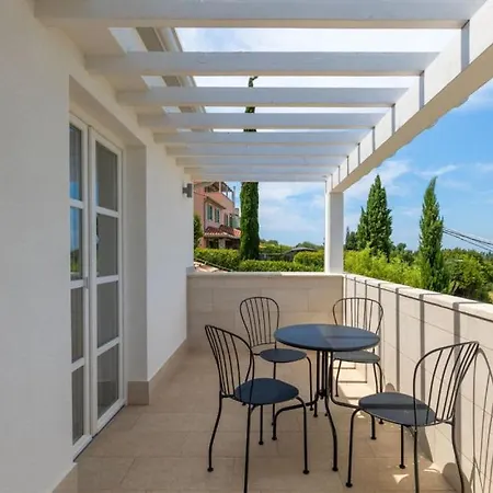 Villa Beautiful Casa Garden Contesses In Momjan Buje Exterior foto